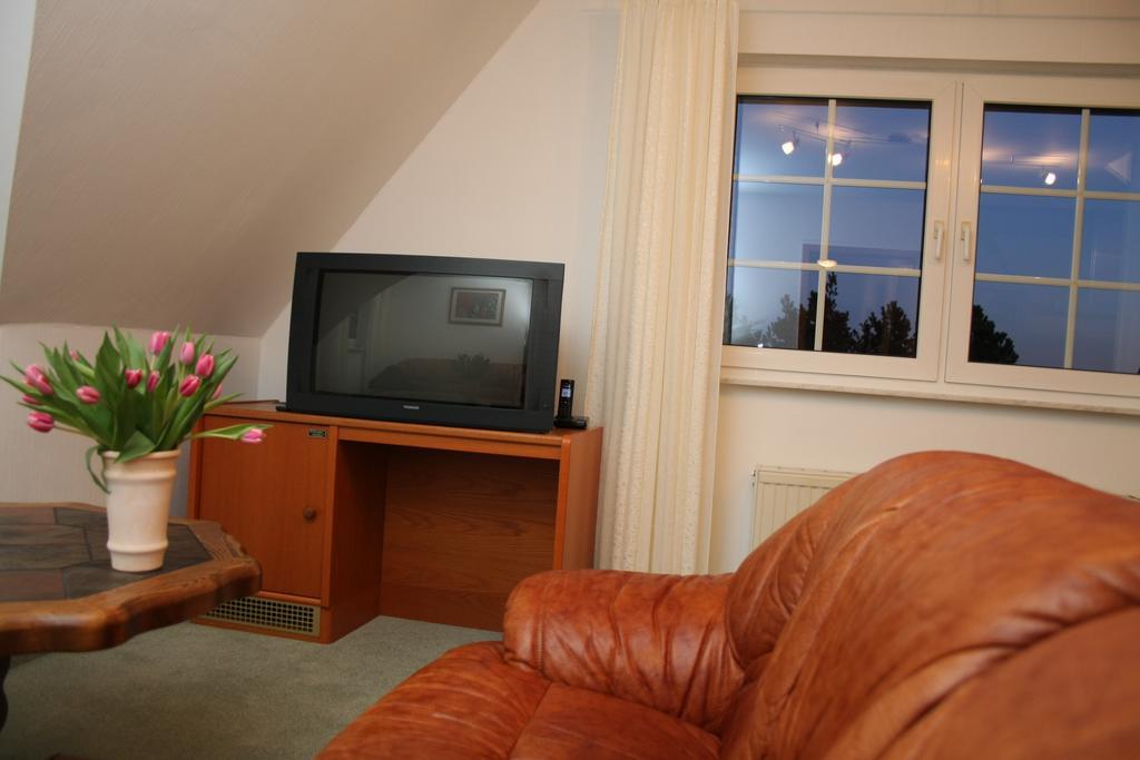 Zur Boje Guest House Neuendorf  Bilik gambar